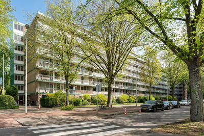Volendamlaan 793