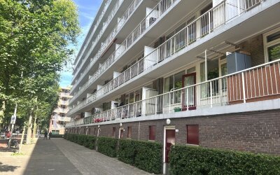Volendamlaan 994