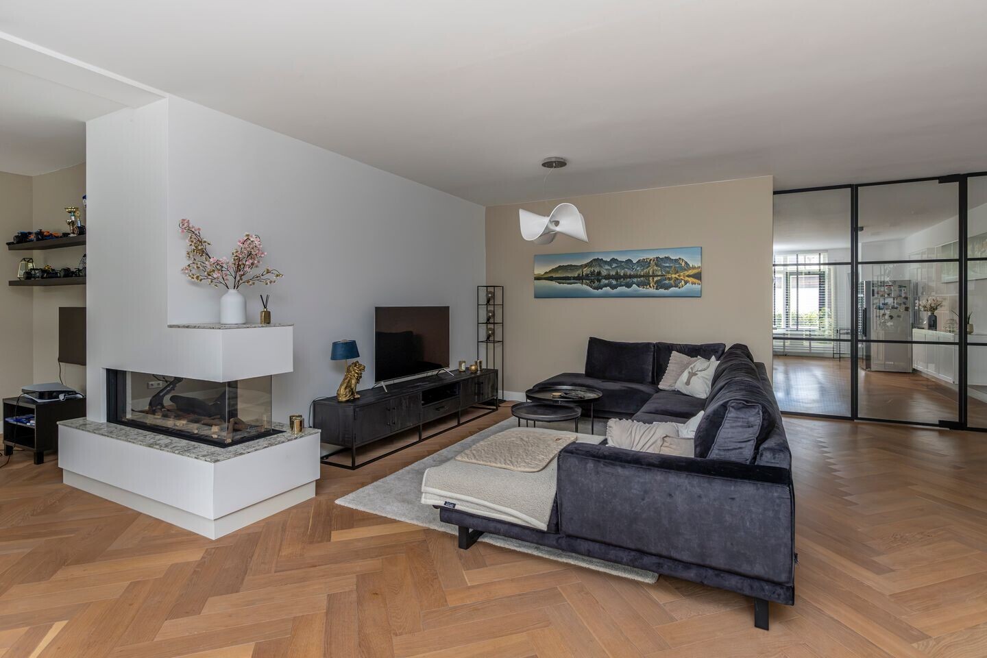 Tussenwoning te koop: Paul van Ostaijenstraat 15, 'S-Gravenhage