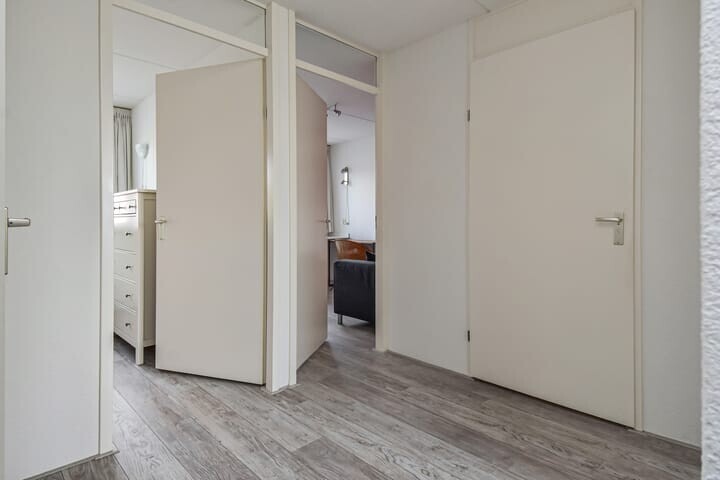 Tussenwoning te koop: Waterlandsingel 99, 'S-Gravenhage