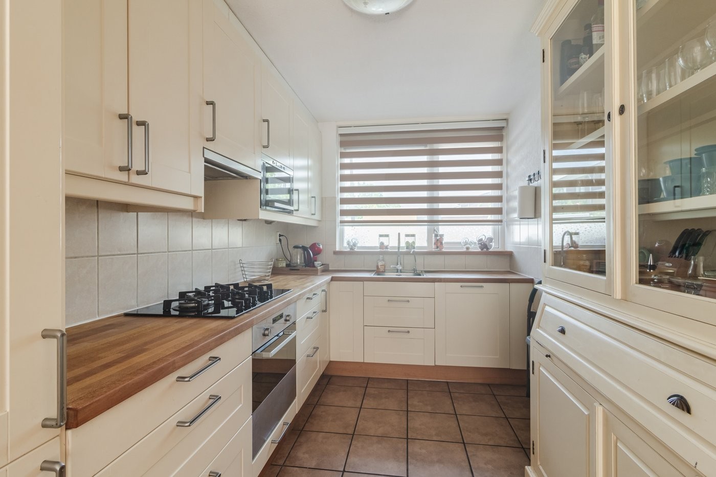 Hoekwoning te koop: Warschaustraat 23, 'S-Gravenhage