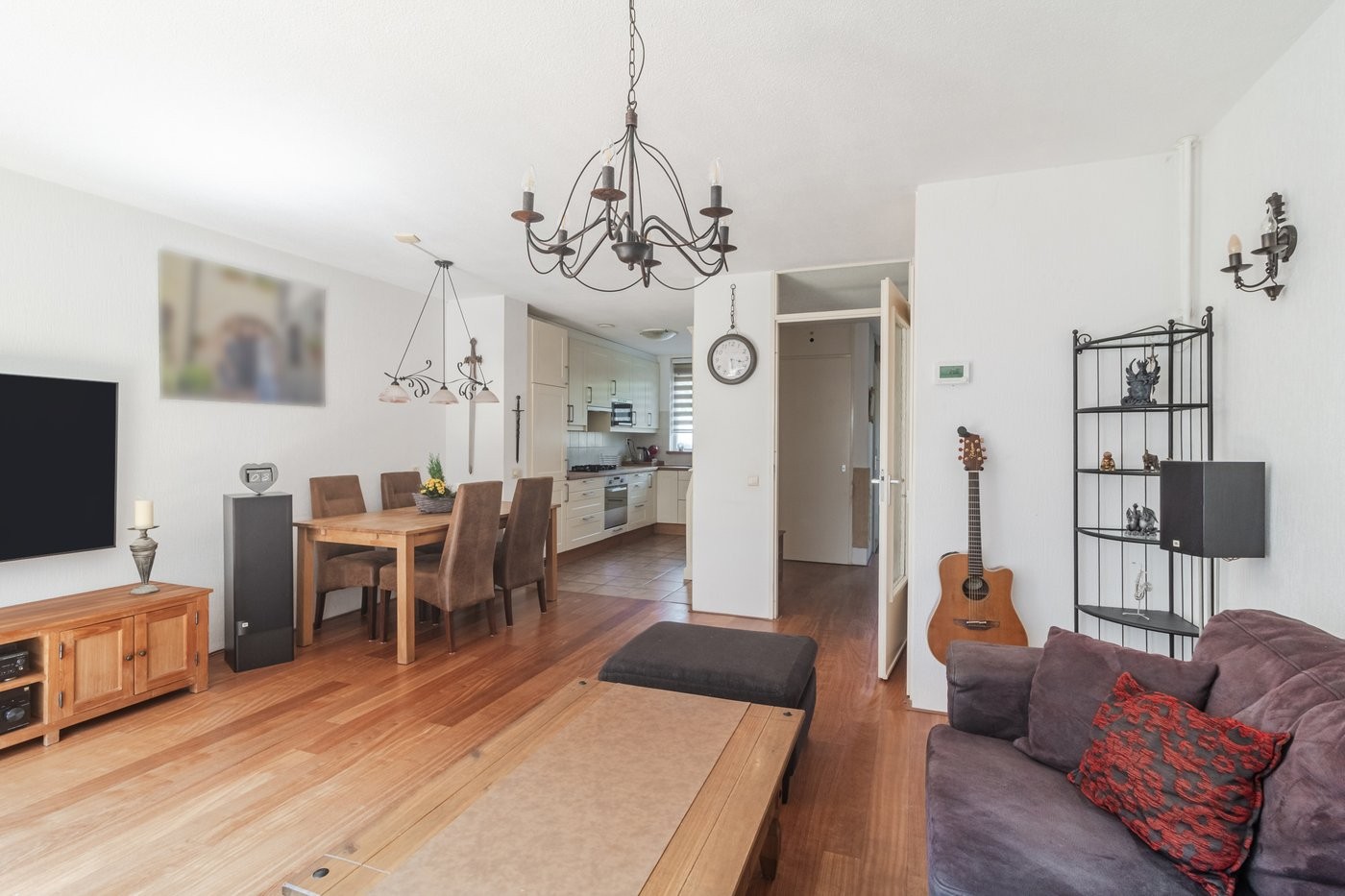 Hoekwoning te koop: Warschaustraat 23, 'S-Gravenhage