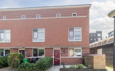 Warschaustraat 23