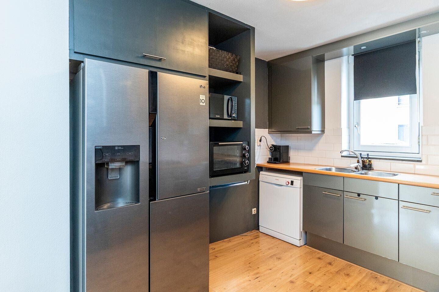 Tussenwoning te koop: Bob de Langestraat 8, 'S-Gravenhage