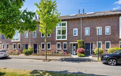 Ko van Dijkplein 17