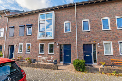 Ko van Dijk. 21