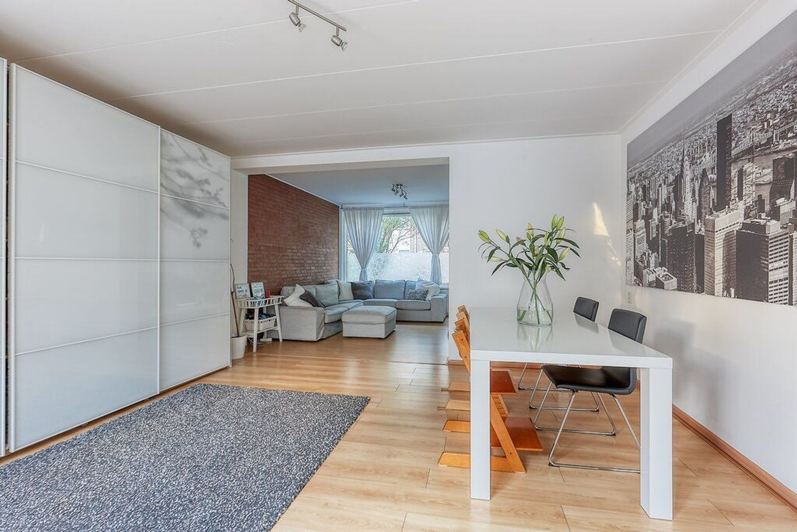 Tussenwoning te huur: Toscaninistraat 142, 'S-Gravenhage