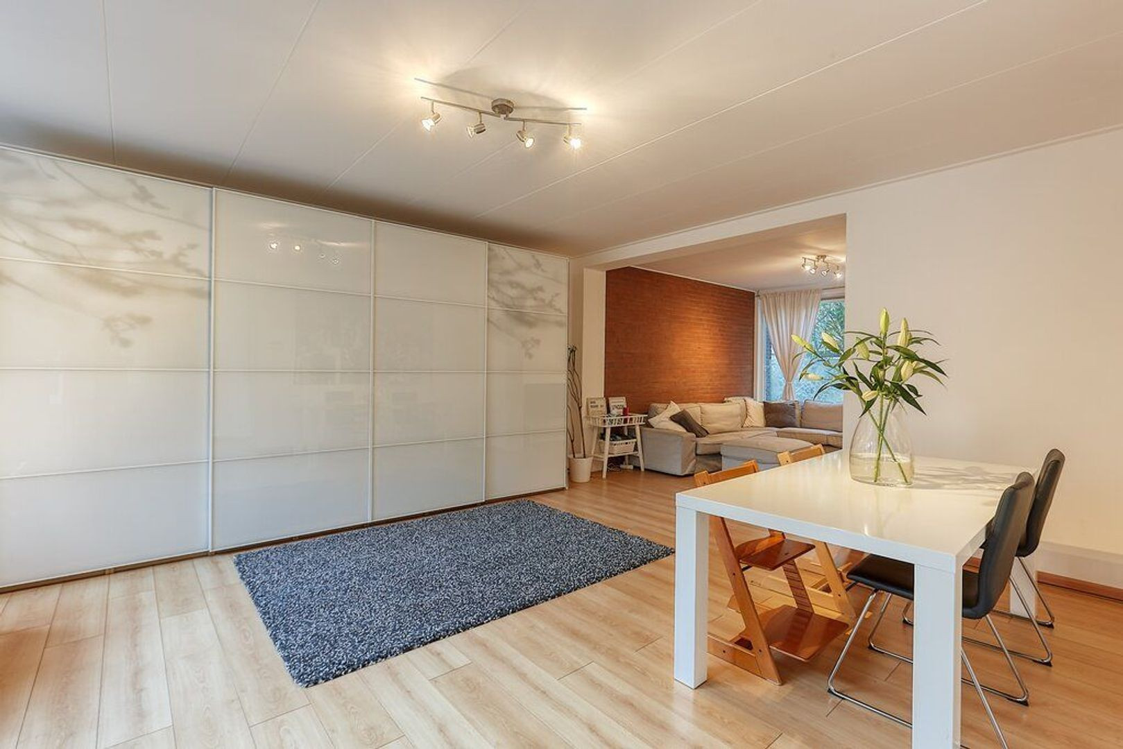Tussenwoning te huur: Toscaninistraat 142, 'S-Gravenhage