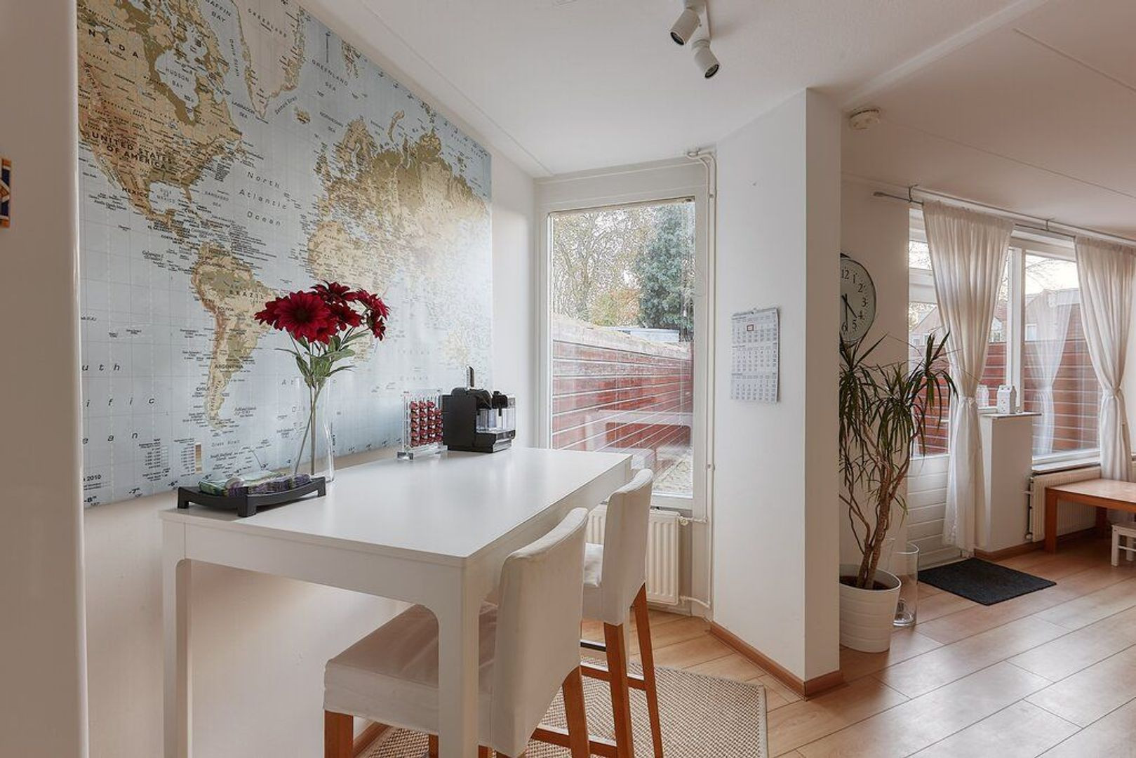 Tussenwoning te huur: Toscaninistraat 142, 'S-Gravenhage