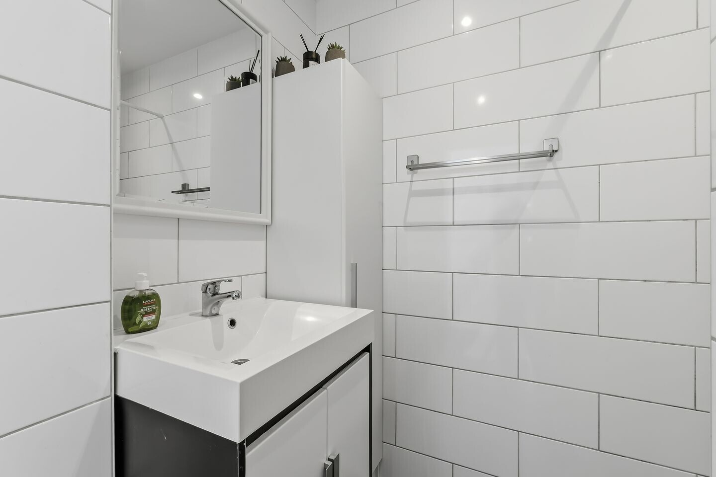 Appartement te koop: Viandenstraat 102, 'S-Gravenhage