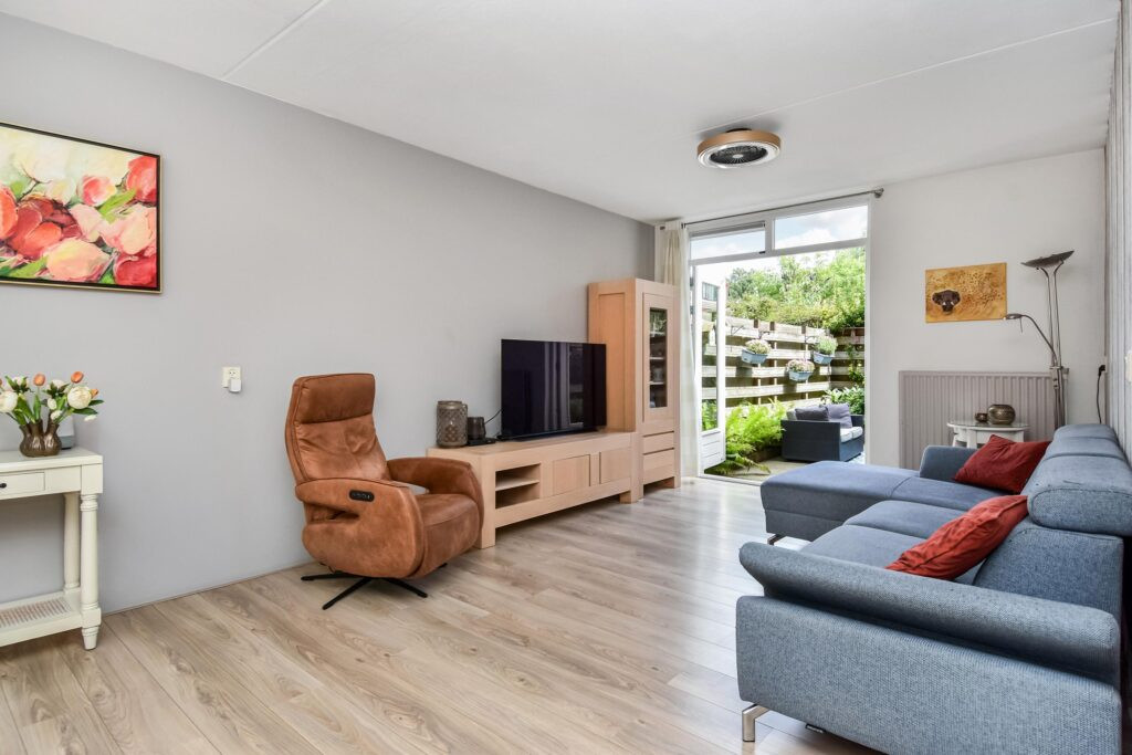 Appartement te koop: A. van der Tangstraat 22, 'S-Gravenhage