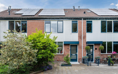 Dr. J. Presserstraat 74