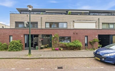 Van Drieststraat 8