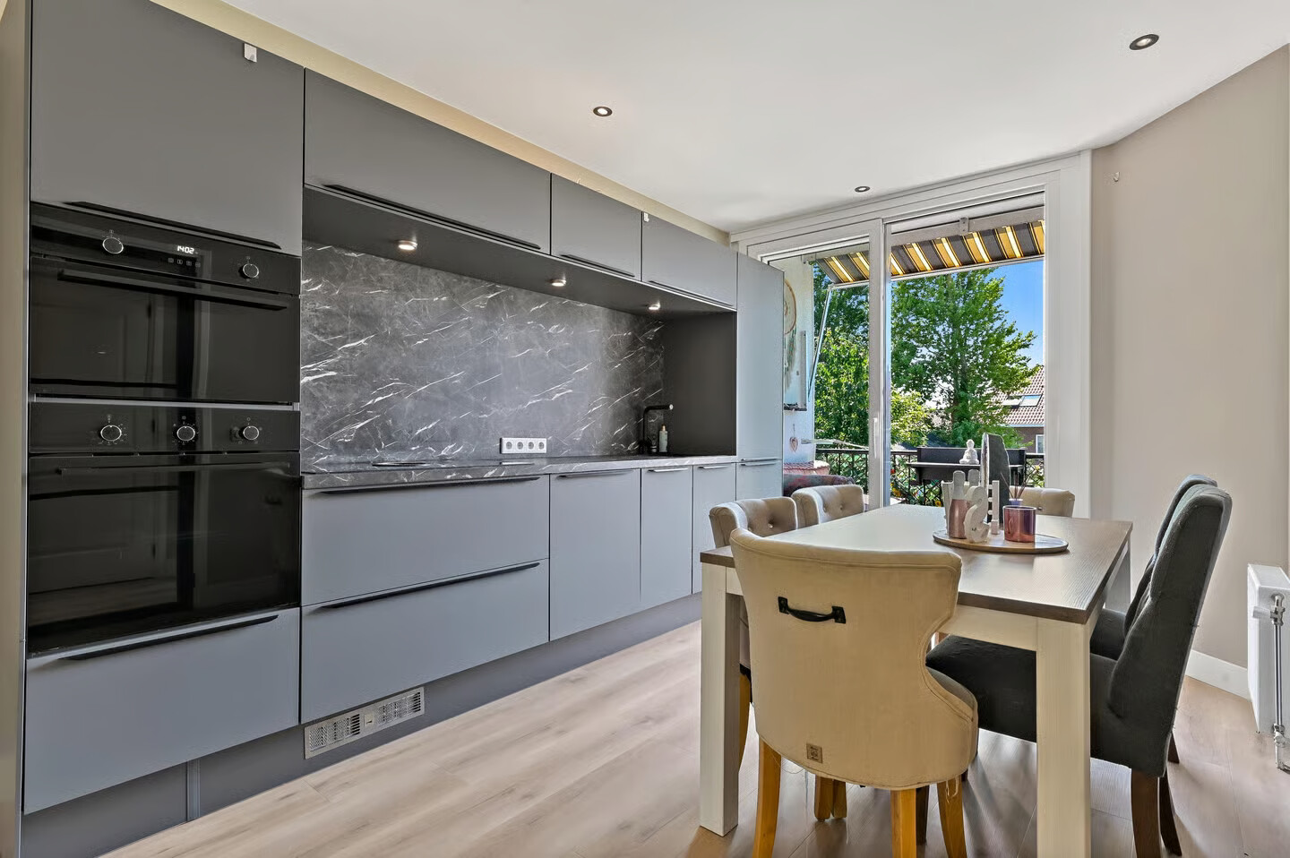 Appartement te koop: Pisuissestraat 35, 'S-Gravenhage