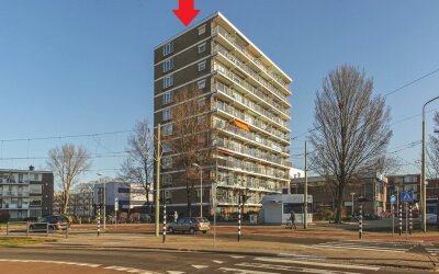 Arnold Spoe. 69