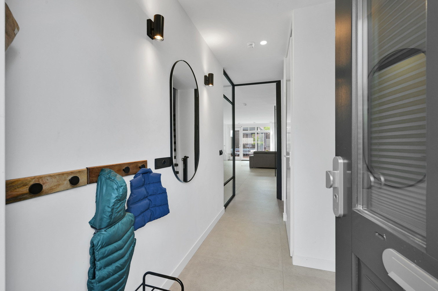 Tussenwoning te koop: Markgraaflaan 156, 'S-Gravenhage