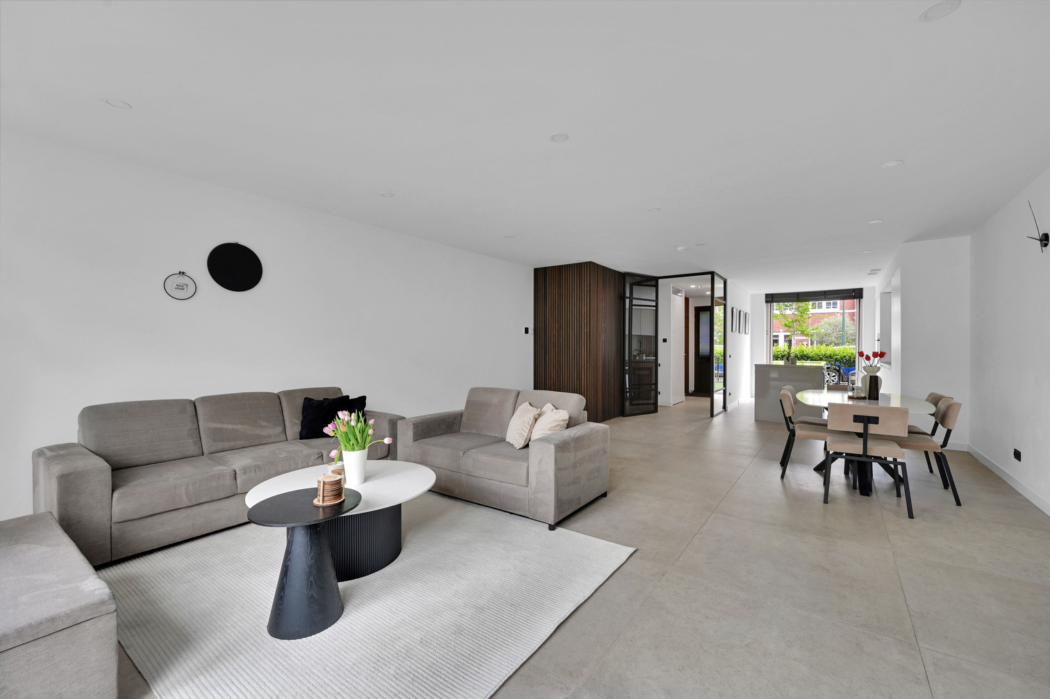 Tussenwoning te koop: Markgraaflaan 156, 'S-Gravenhage