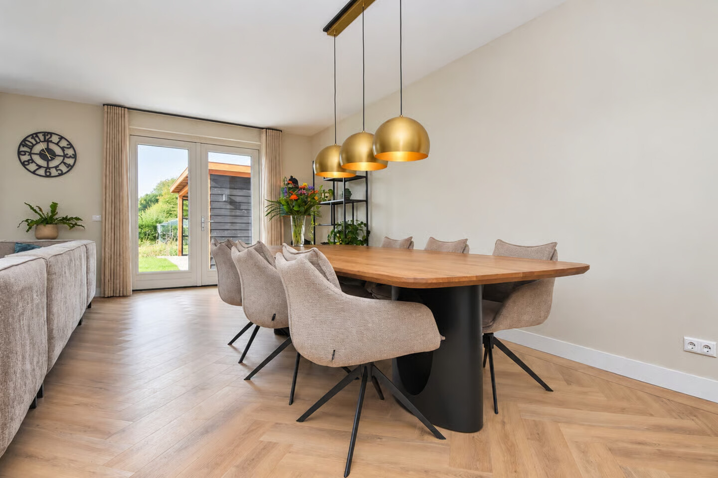 Hoekwoning te koop: Doris Lessinglaan 130, 'S-Gravenhage