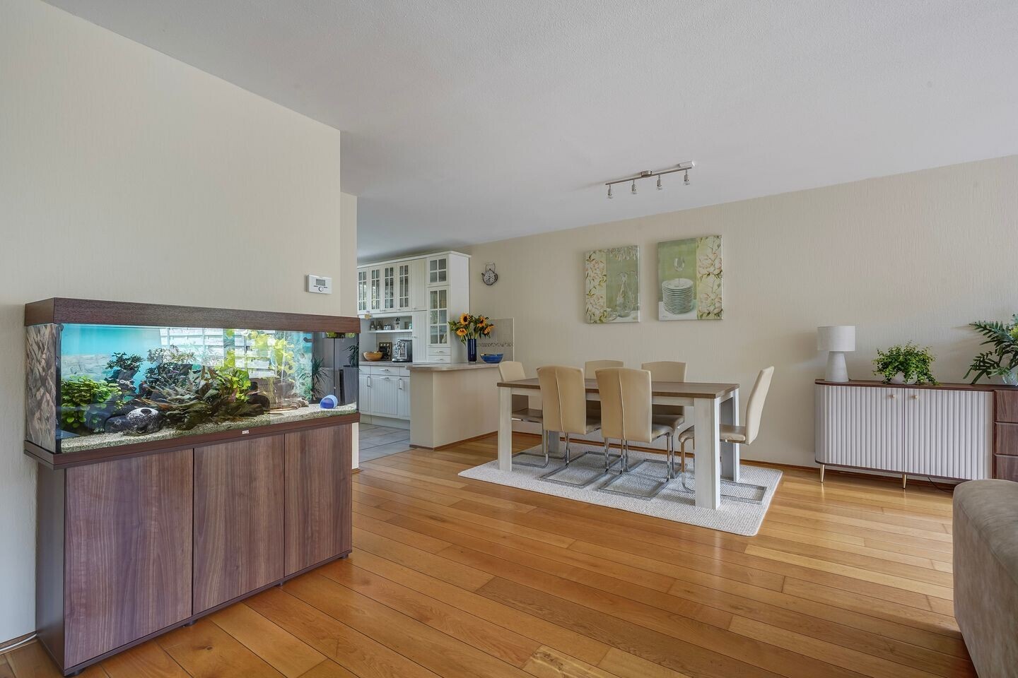 Tussenwoning te koop: Zeewindelaan 90, 'S-Gravenhage