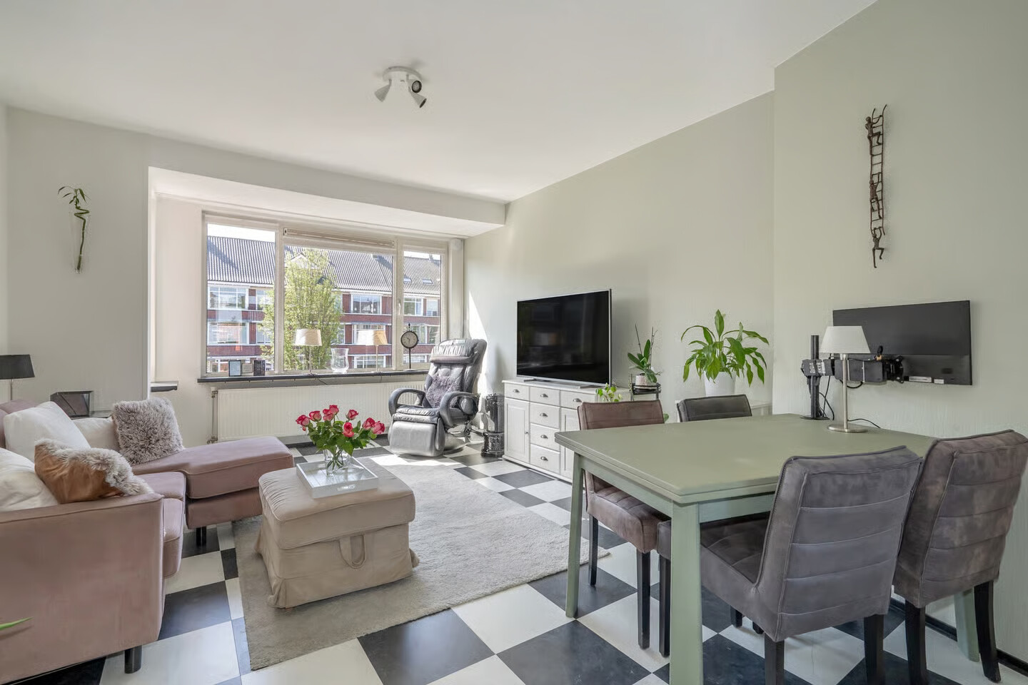 Appartement te koop: Laan van Meerdervoort 1367, 'S-Gravenhage