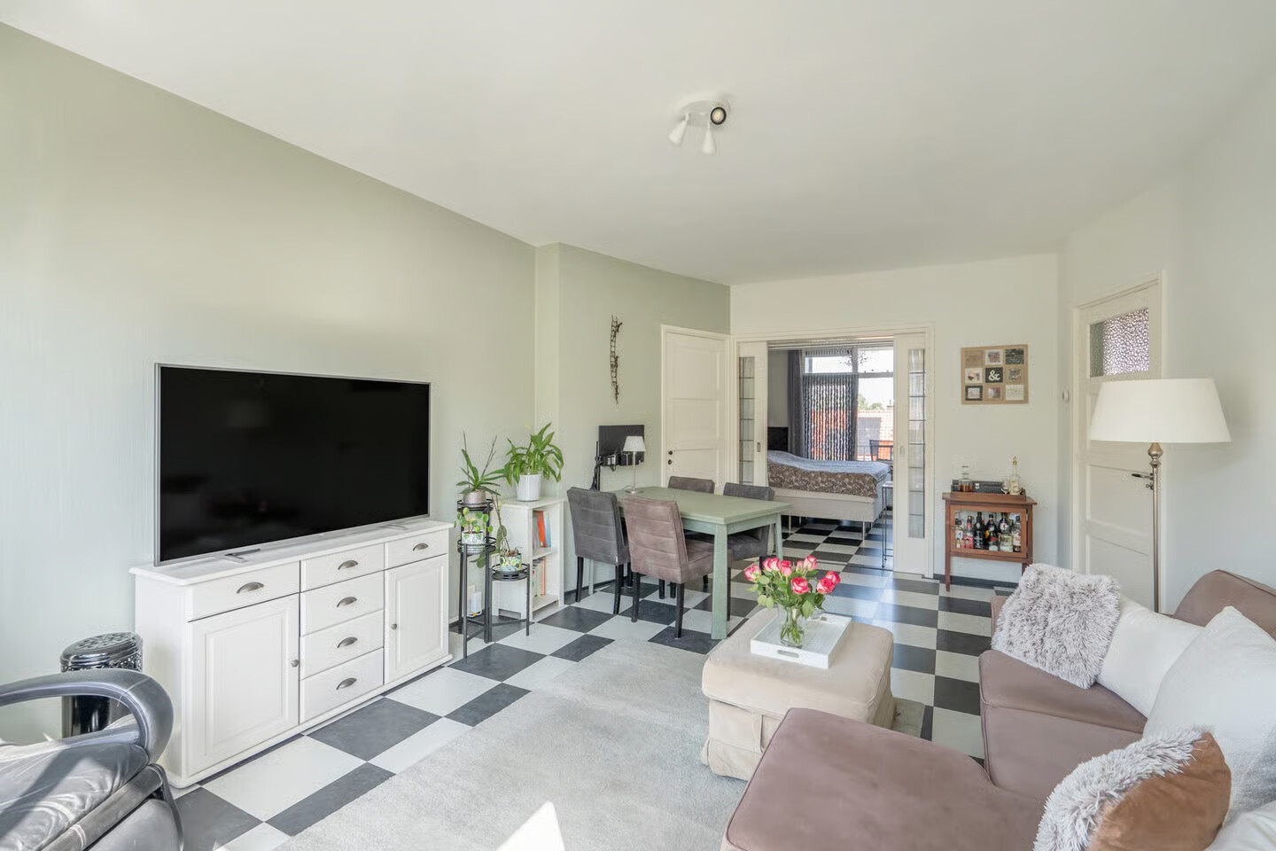 Appartement te koop: Laan van Meerdervoort 1367, 'S-Gravenhage