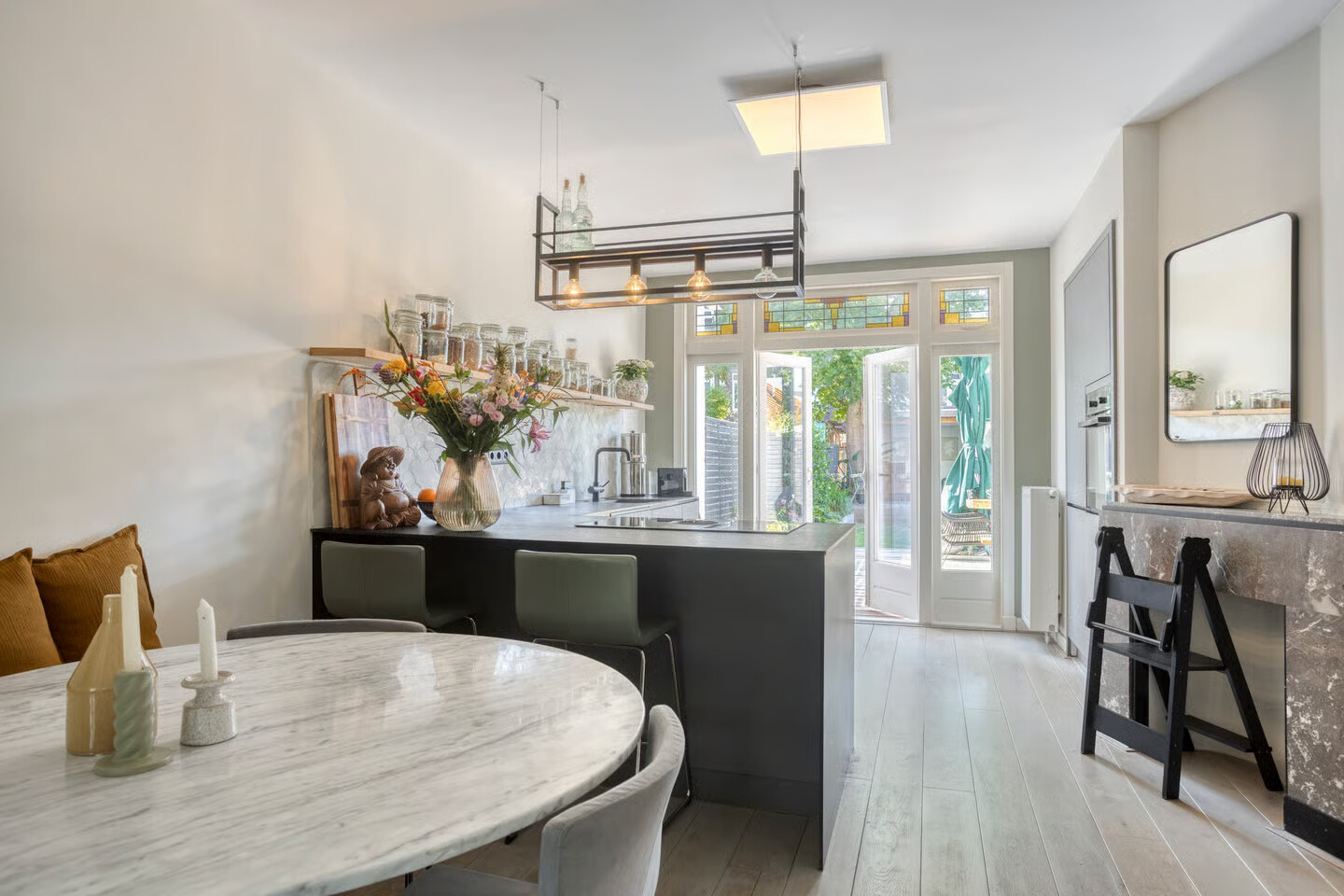 Appartement te koop: Notenplein 151, 'S-Gravenhage