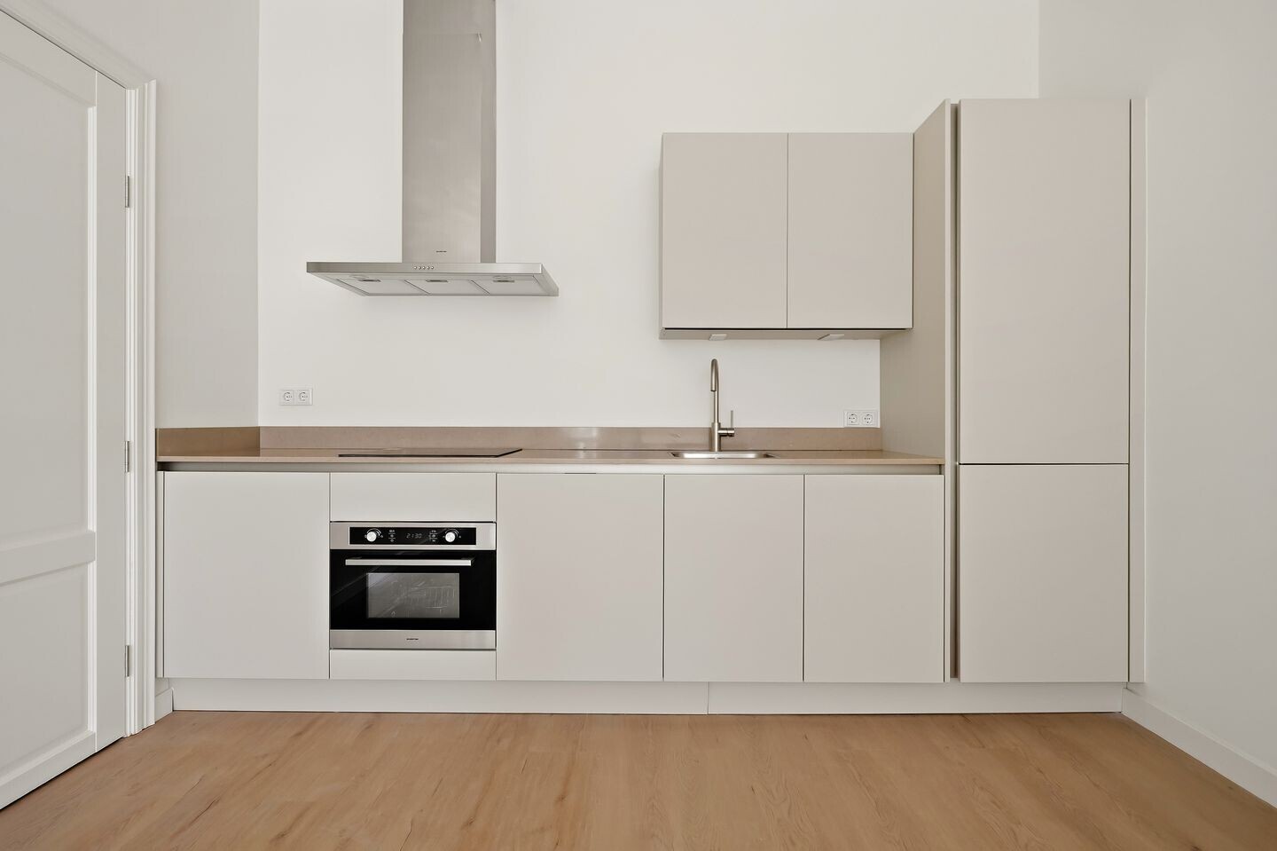 Studio te koop: Columbusstraat 271, 'S-Gravenhage