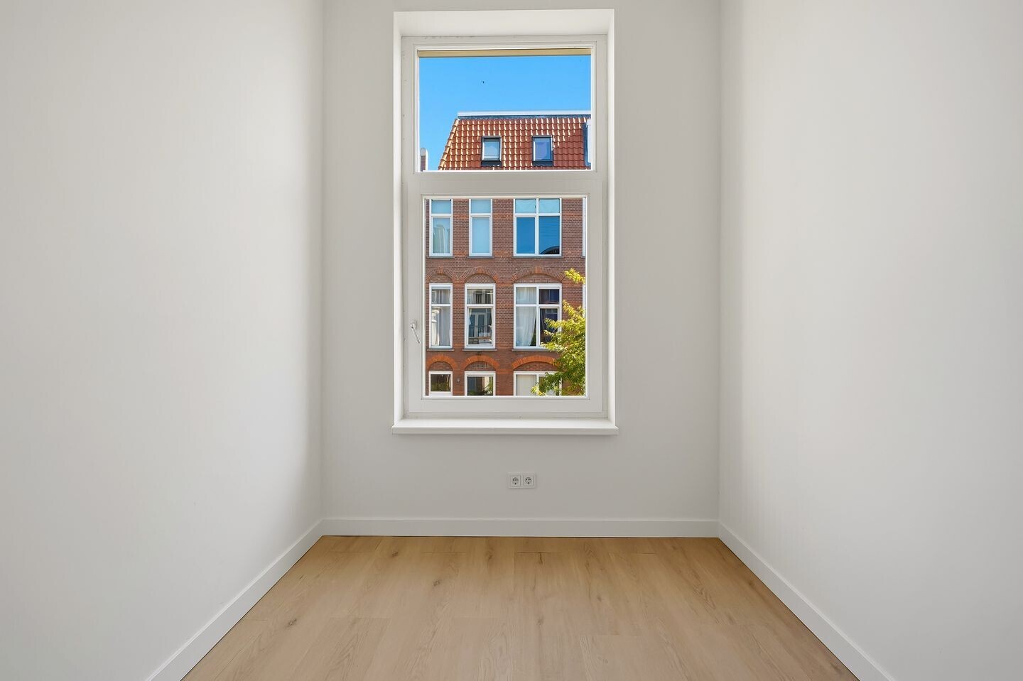 Studio te koop: Columbusstraat 271, 'S-Gravenhage