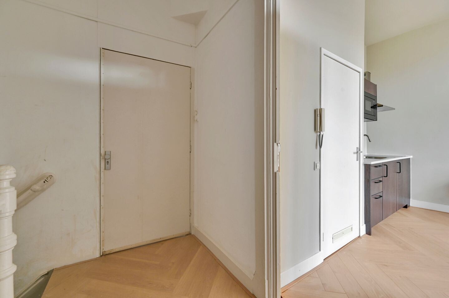 Studio te koop: Copernicusplein 2C, 'S-Gravenhage