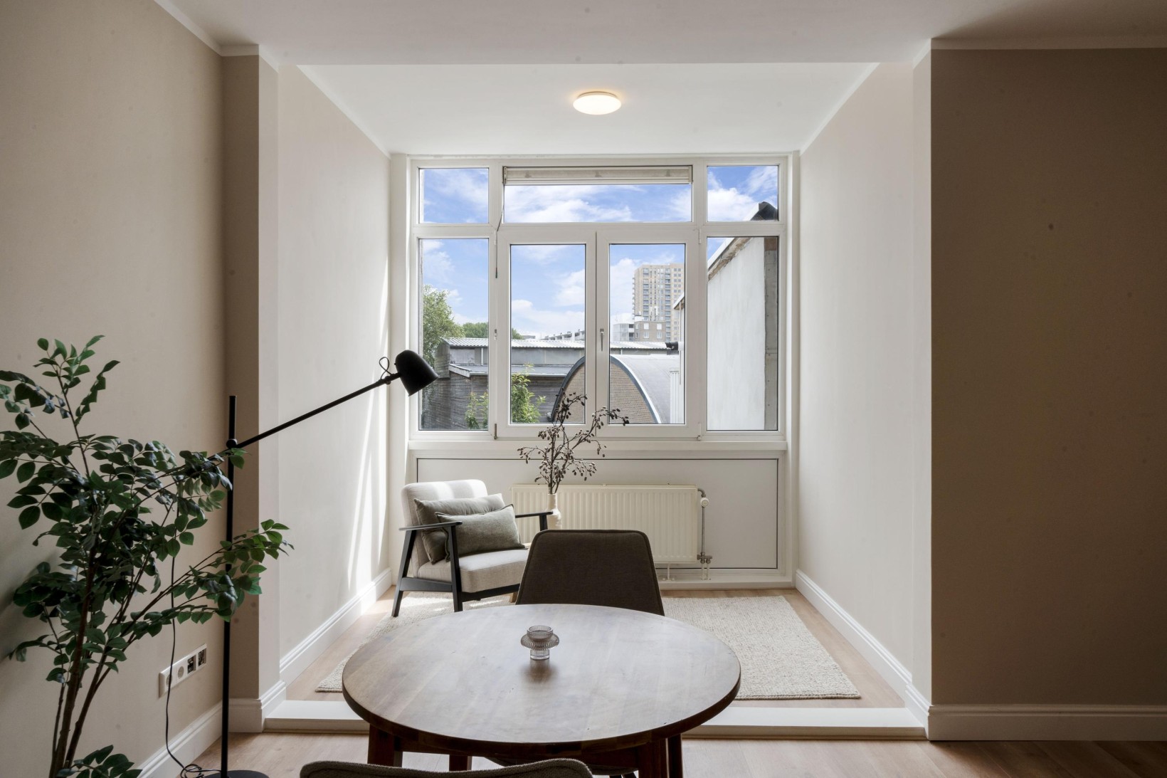 Studio te koop: Regentesselaan 344-1, 'S-Gravenhage