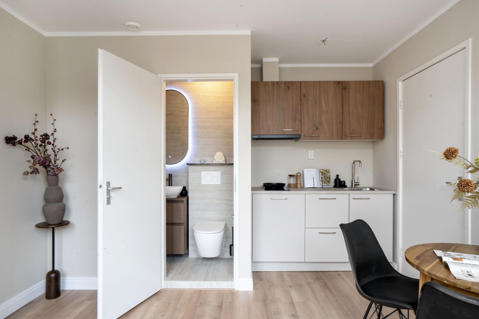 Studio te koop: Regentesselaan 344, 'S-Gravenhage