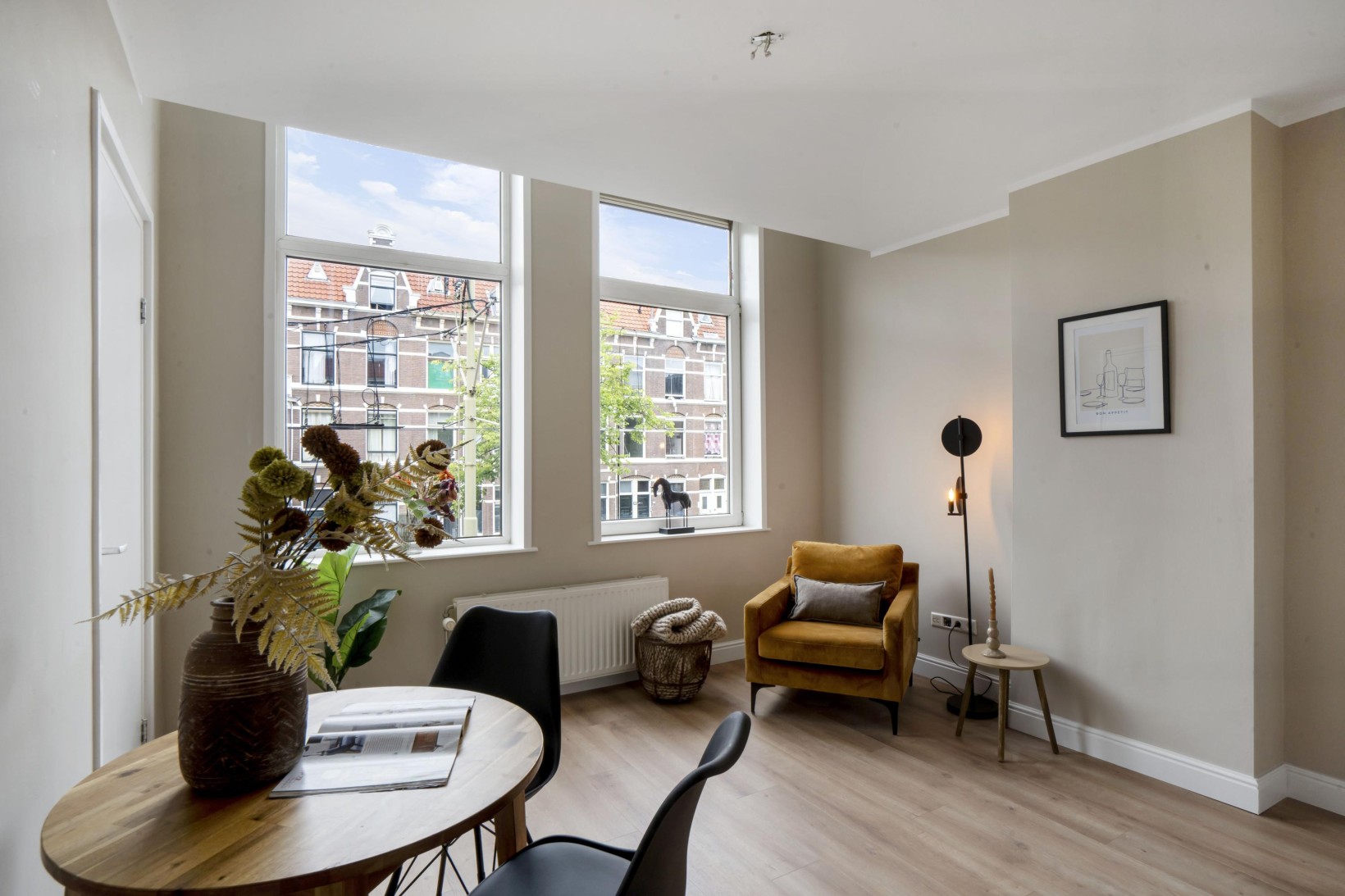 Studio te koop: Regentesselaan 344, 'S-Gravenhage