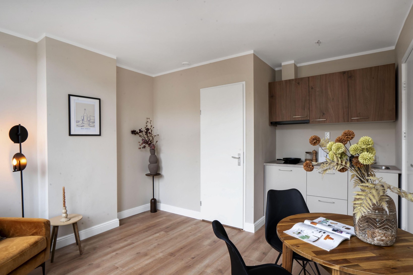 Studio te koop: Regentesselaan 344, 'S-Gravenhage