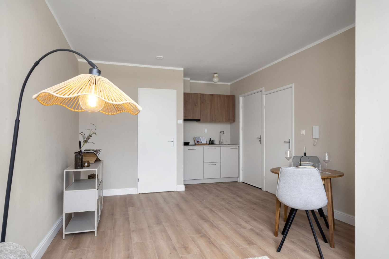 Studio te koop: Regentesselaan 354A, 'S-Gravenhage