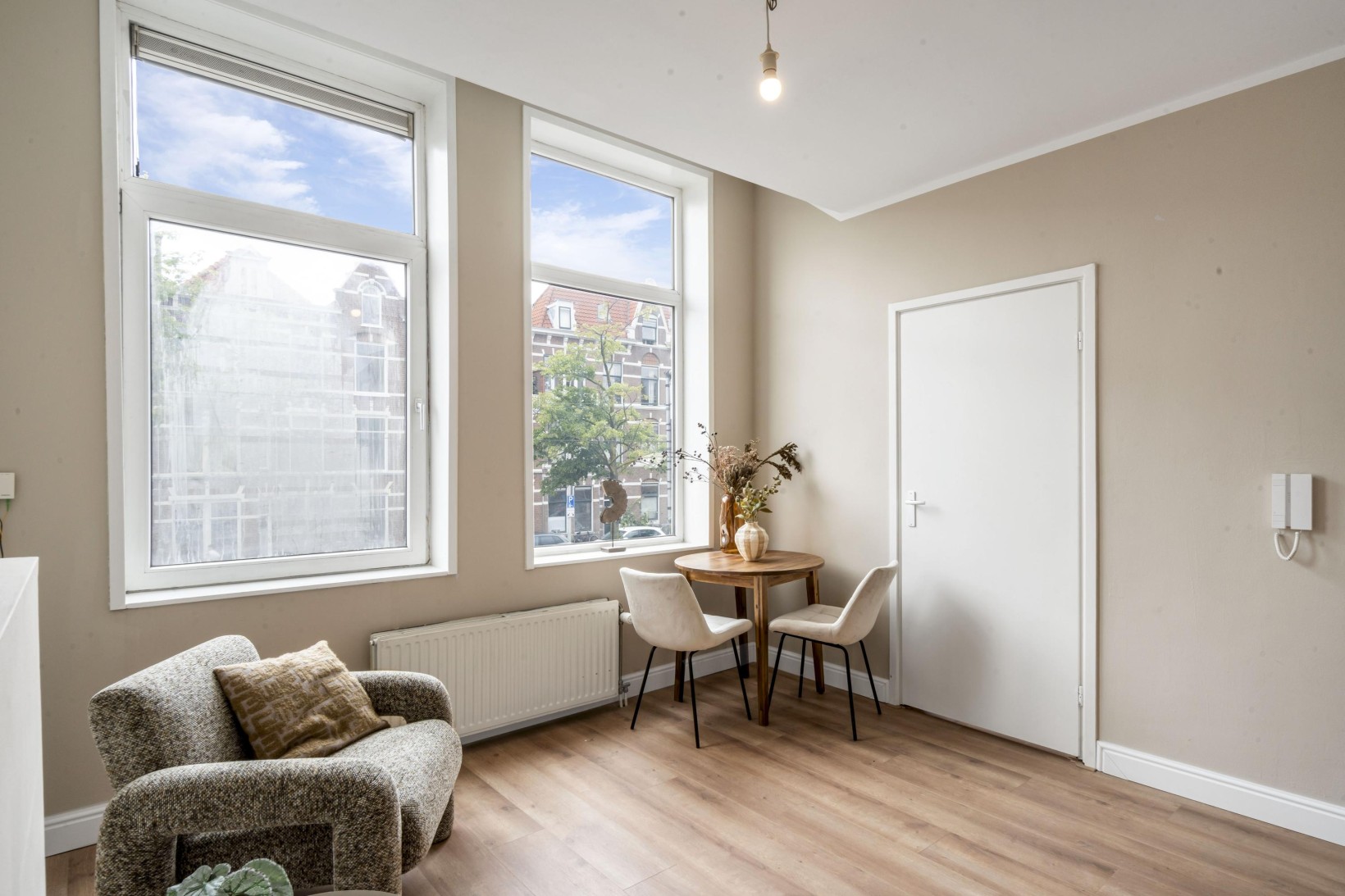 Studio te koop: Regentesselaan 354, 'S-Gravenhage