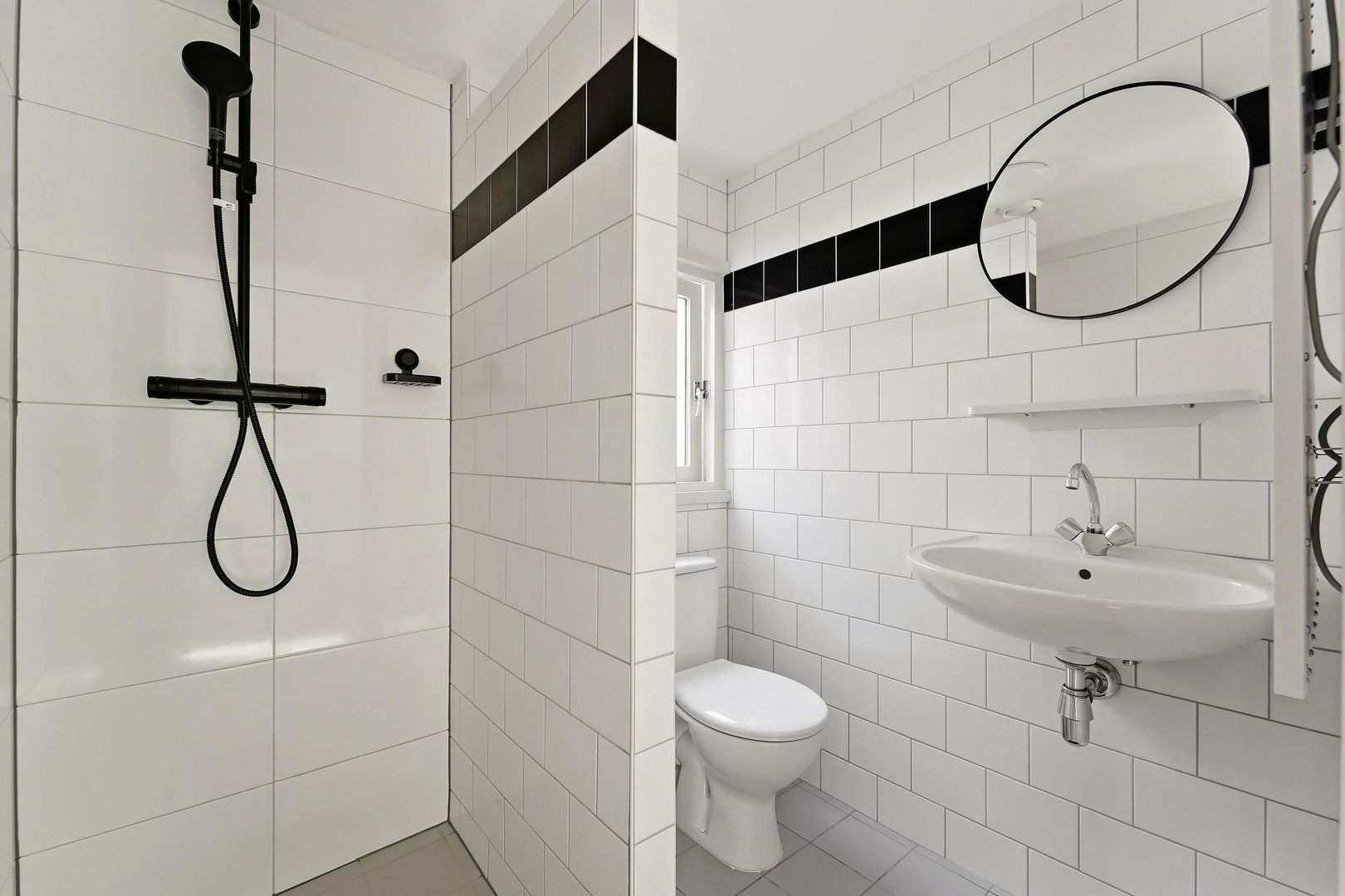 Studio te koop: Van Bylandtstraat 138D, 'S-Gravenhage