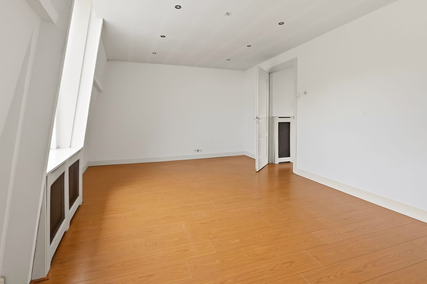 Appartement te koop: Newtonplein 81C, 'S-Gravenhage