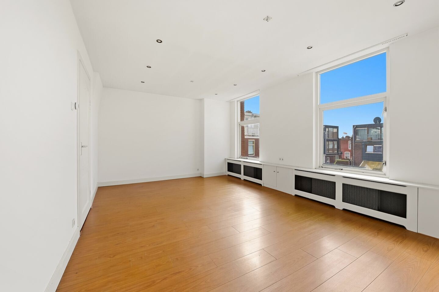 Appartement te koop: Newtonplein 81C, 'S-Gravenhage