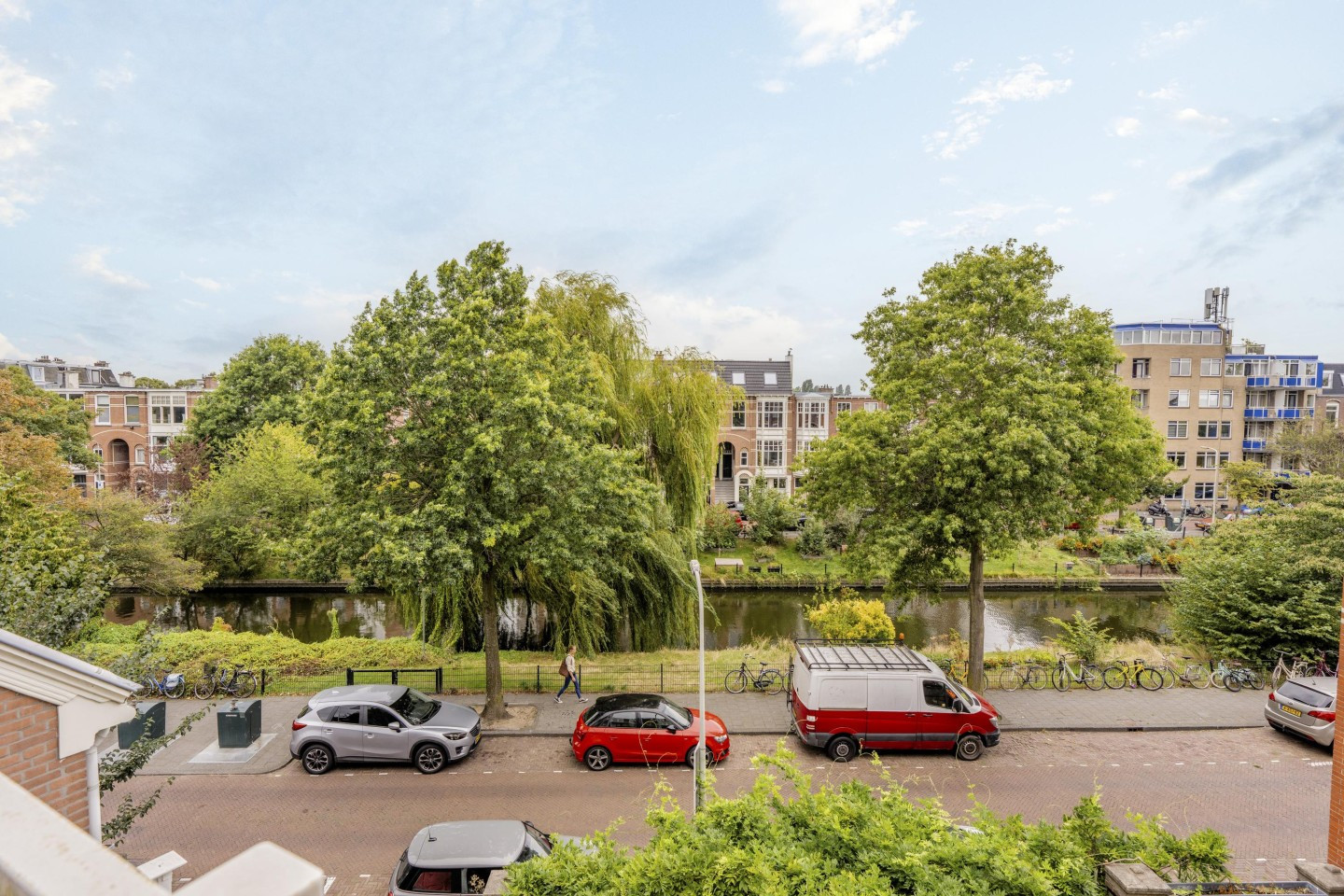 Appartement te koop: Valkenboslaan 325, 'S-Gravenhage