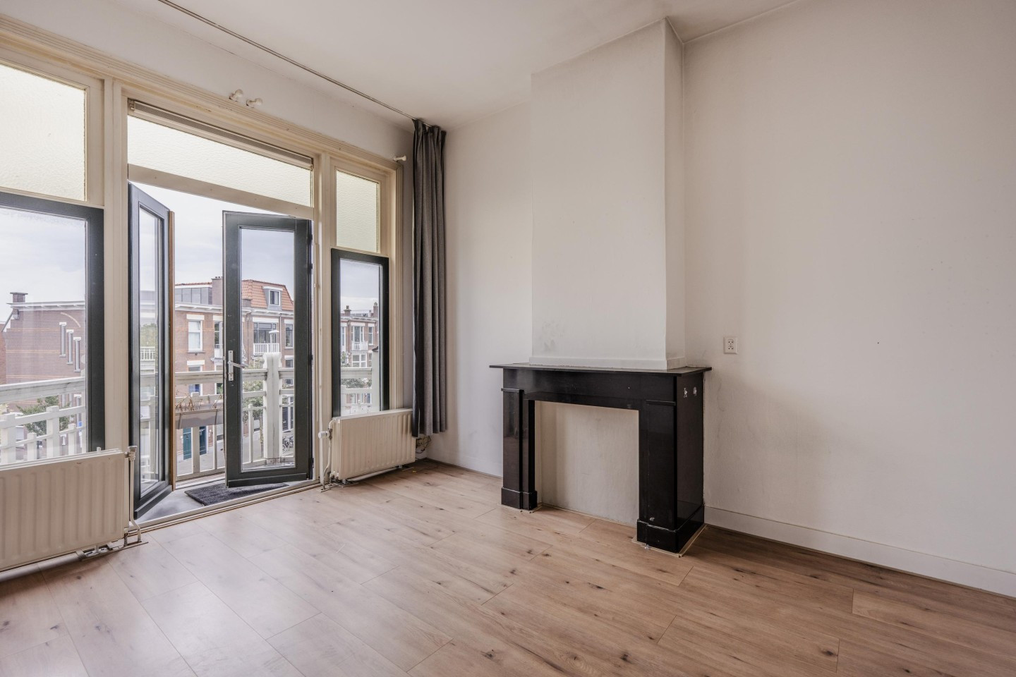 Appartement te koop: Valkenboslaan 325, 'S-Gravenhage