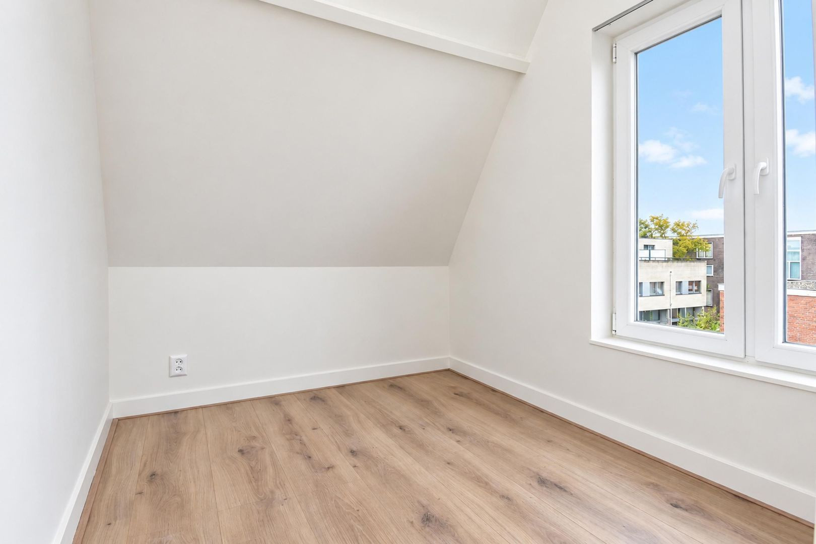 Appartement te koop: Frederik Ruyschstraat 14A, 'S-Gravenhage