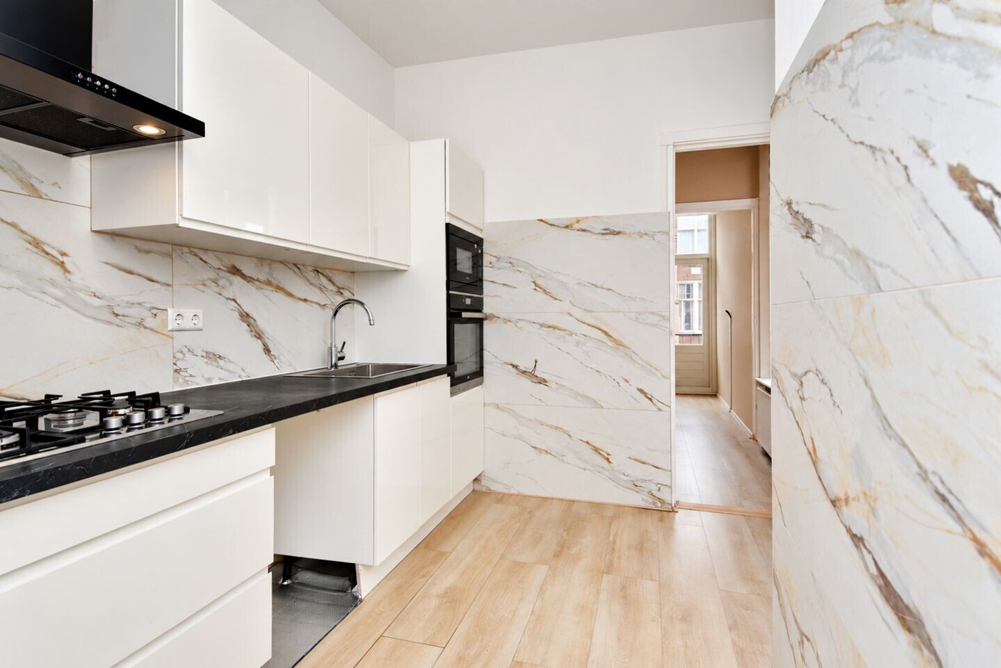 Appartement te koop: Ampèrestraat 174, 'S-Gravenhage