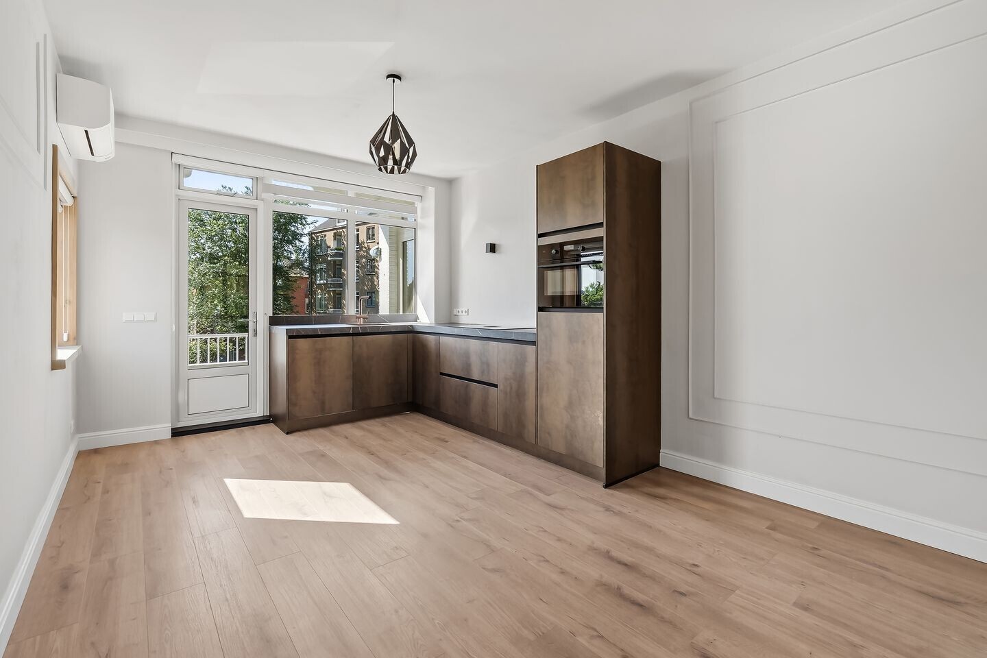Appartement te koop: Laan van Meerdervoort 1100, 'S-Gravenhage