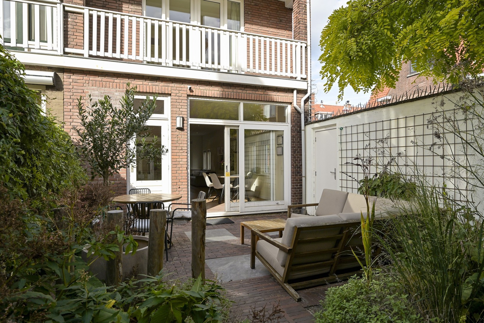 Hoekwoning te koop: Meloenstraat 70, 'S-Gravenhage
