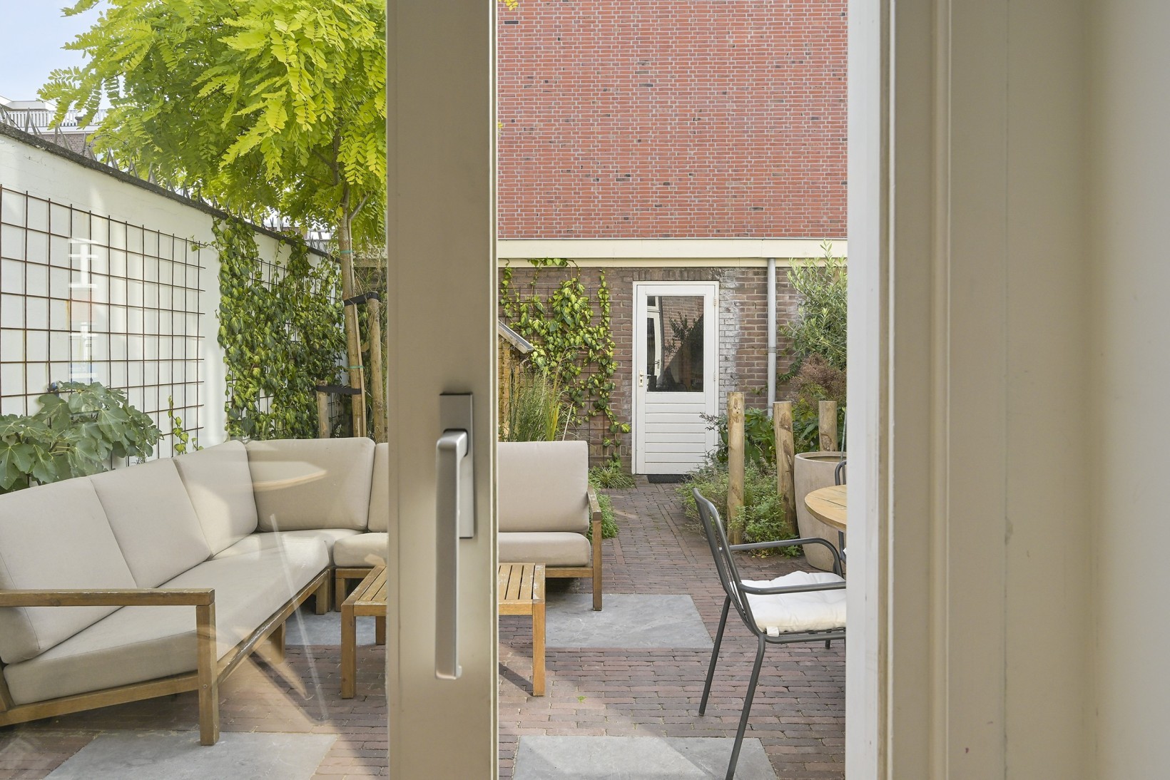 Hoekwoning te koop: Meloenstraat 70, 'S-Gravenhage