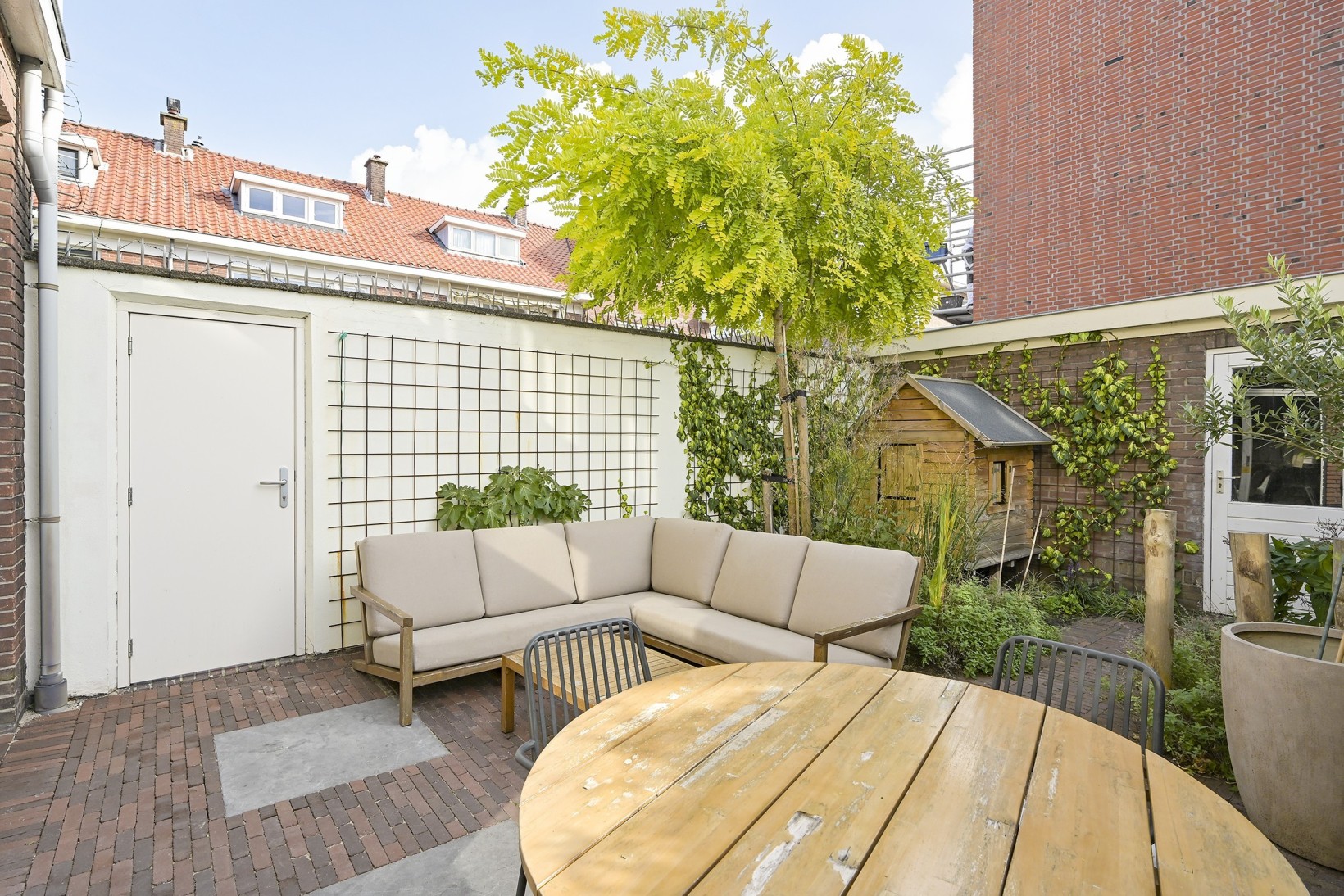 Hoekwoning te koop: Meloenstraat 70, 'S-Gravenhage