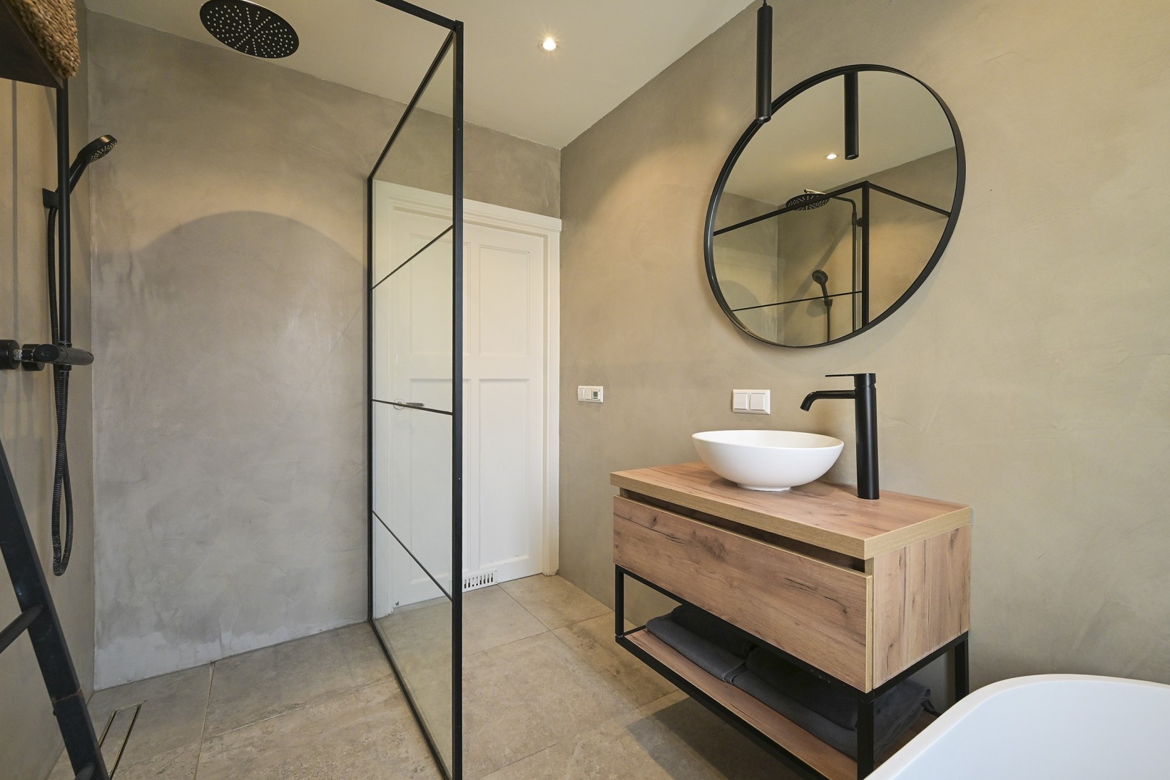 Hoekwoning te koop: Meloenstraat 70, 'S-Gravenhage