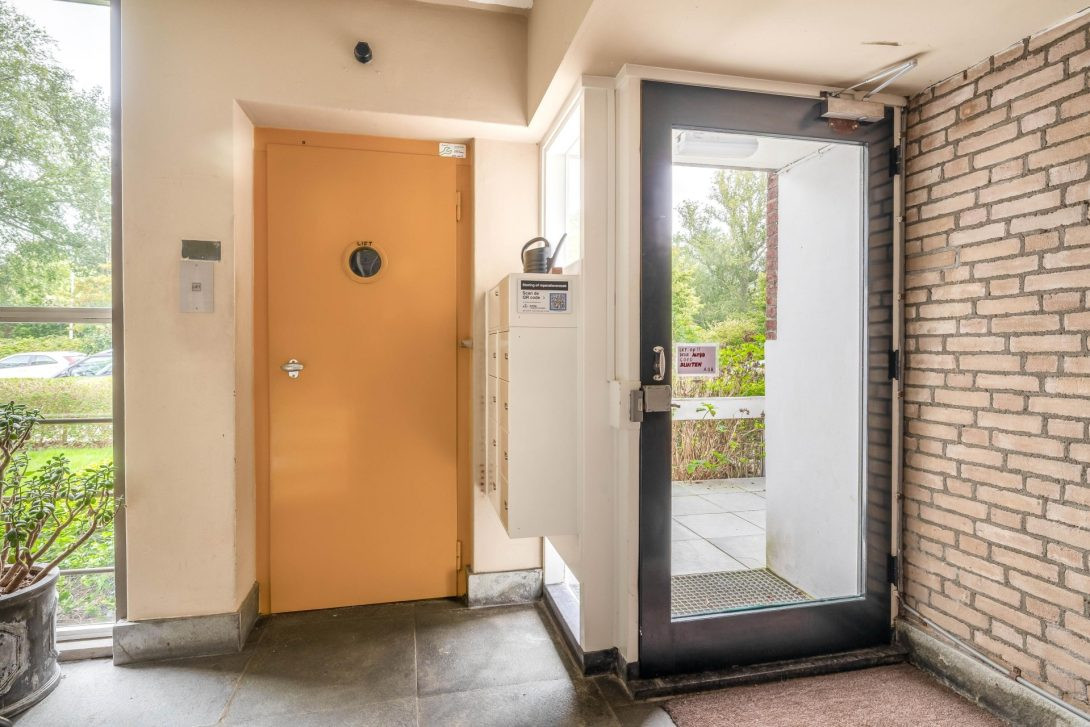 Appartement te koop: Goudsbloemlaan 226, 'S-Gravenhage