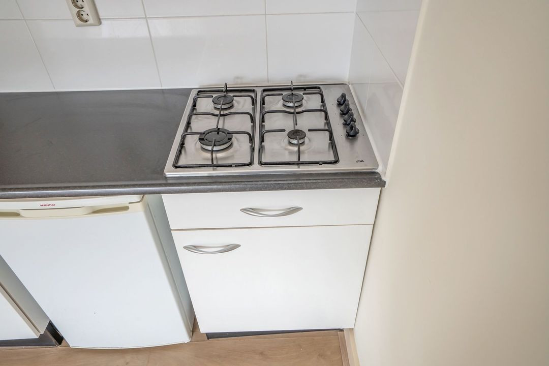 Studio te koop: Thomsonlaan 95B, 'S-Gravenhage