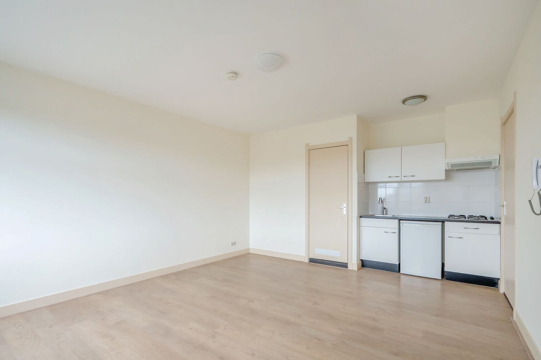 Studio te koop: Thomsonlaan 95E, 'S-Gravenhage